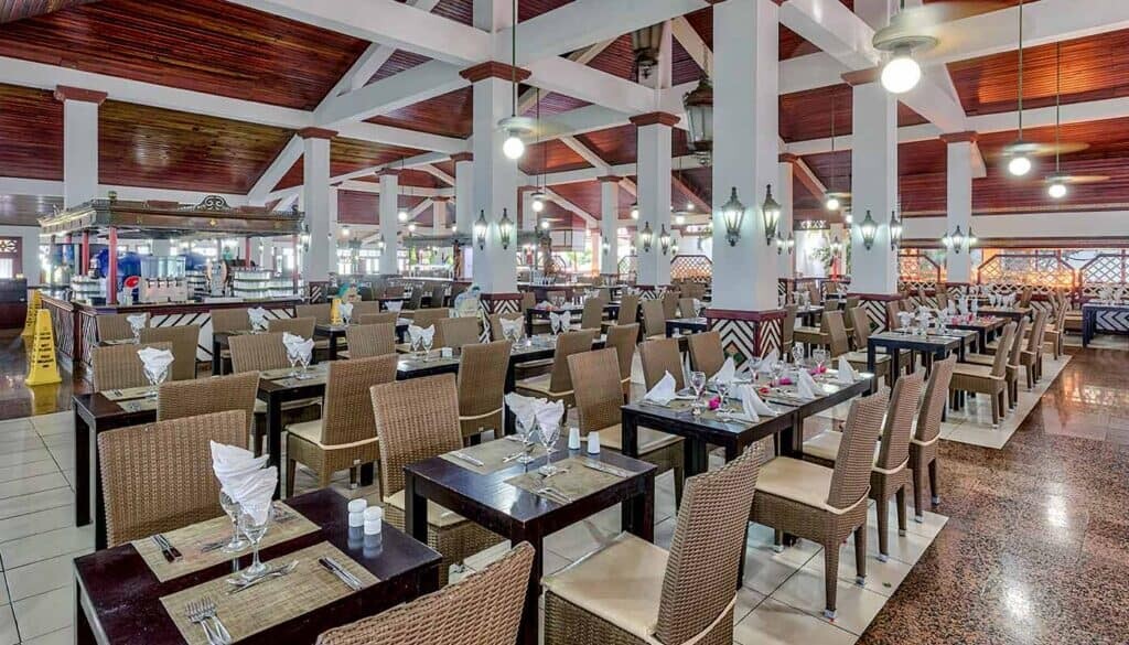 Restaurante la Rosa Playabachata Spa Resort